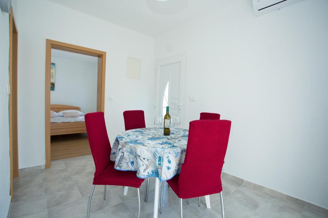 Apartman Paula 2 Appartement Vinišće Buitenkant foto